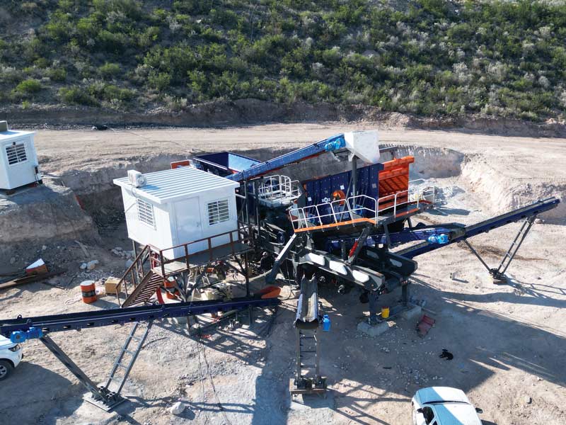 APY-4 Mobile Quartz Crushing Plant in Mexico.jpg