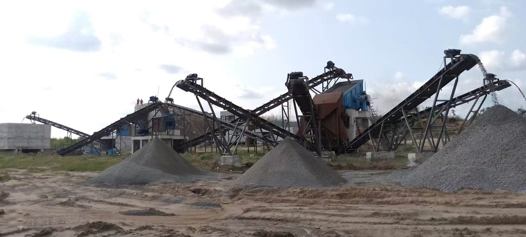 250 tph stone crusher machine plant operation